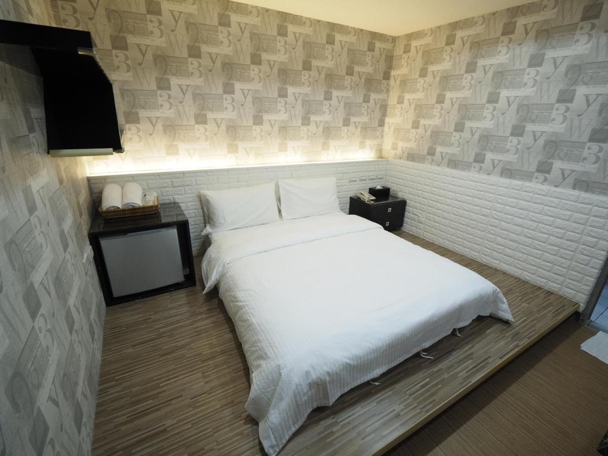 合悅都會商旅 Heyue HOTEL Hsinchu Extérieur photo